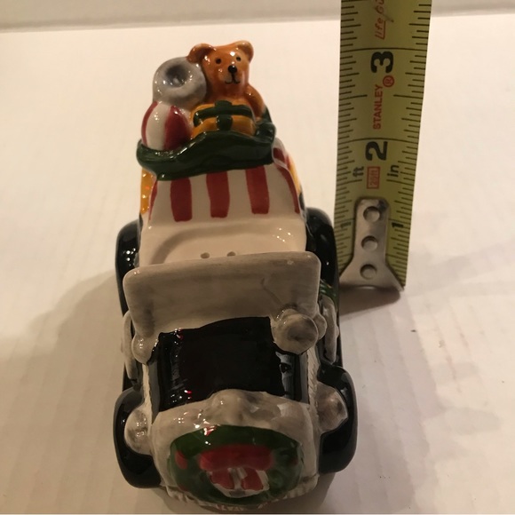 Vintage Santa And Toy Filled Car Salt & Pepper Shaker Set Hand-Painted - Picture 15 of 16